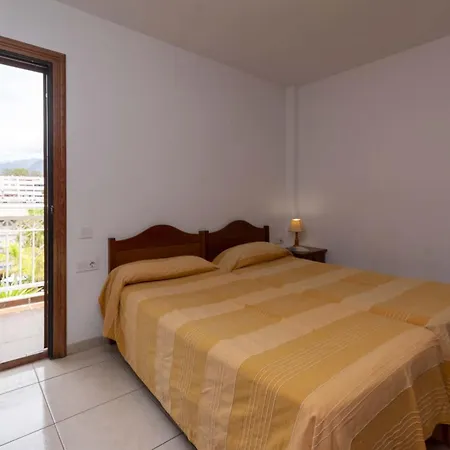 Compostela 30 - One Bed * Playa de las Americas (Tenerife)