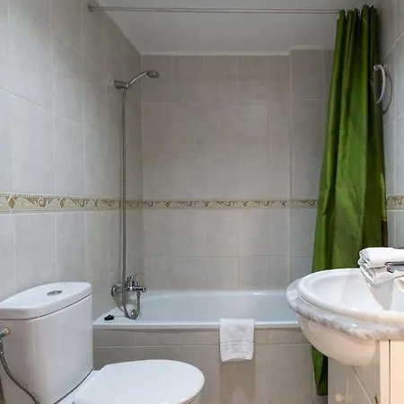 Compostela 30 - One Bed Apartment *