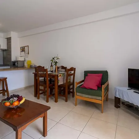 Compostela 30 - One Bed * Playa de las Americas (Tenerife)